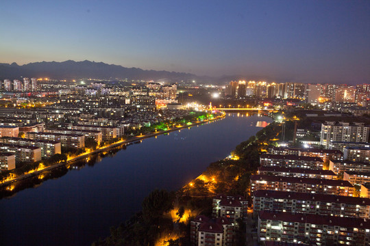 秦皇島