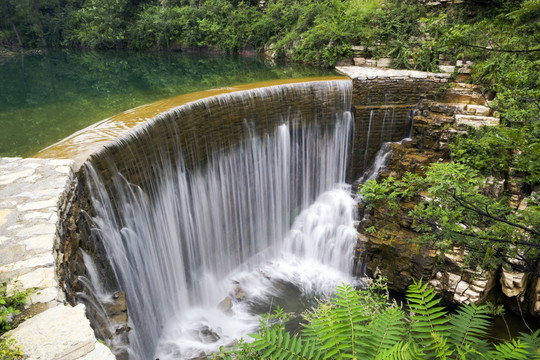 山區(qū)水庫(kù)
