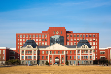 東北大學(xué) 秦皇島分校 教學(xué)樓