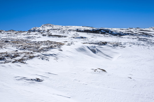 祿勸轎子雪山