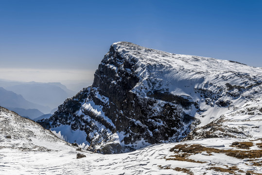 祿勸轎子雪山