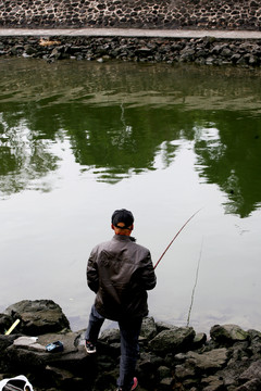 釣魚(yú)人
