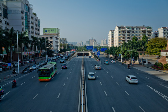 南寧 南湖隧道口