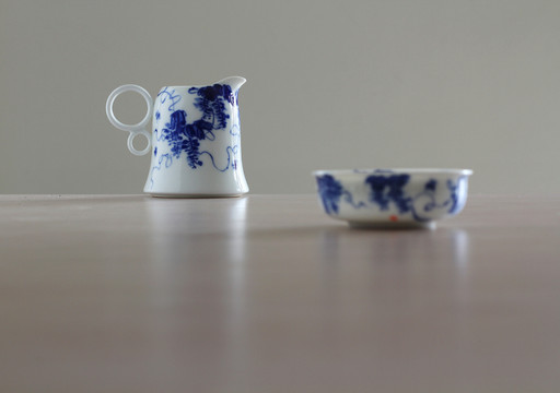 青花瓷茶壺茶杯