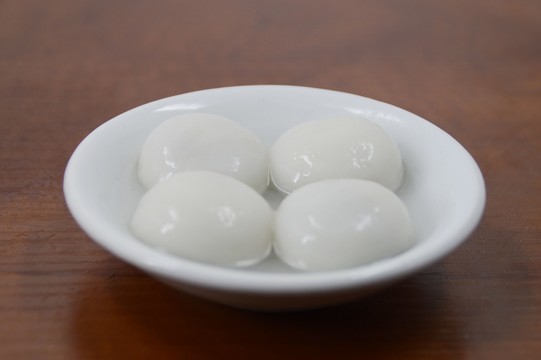 芝麻湯圓