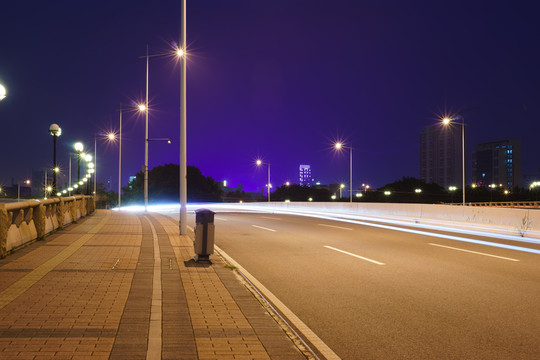 路橋夜景
