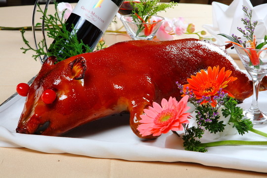 金豬 燒豬
