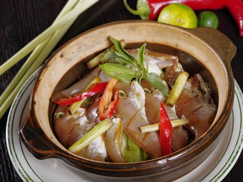 越南剝皮魚煲