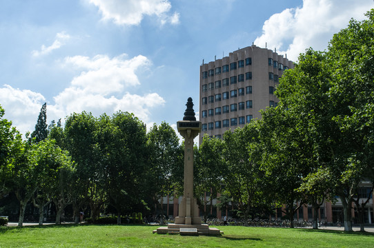 上海同濟(jì)大學(xué)