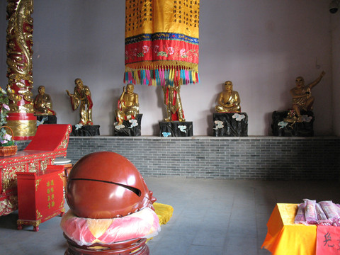木魚(yú)