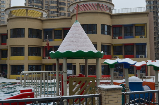 冬天的幼兒園