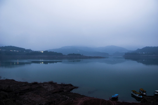 四川雅女湖風光