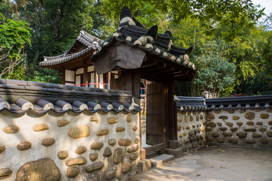 古代大門(mén)