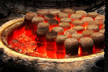 滎經(jīng) 砂器 窯 砂鍋 黑砂