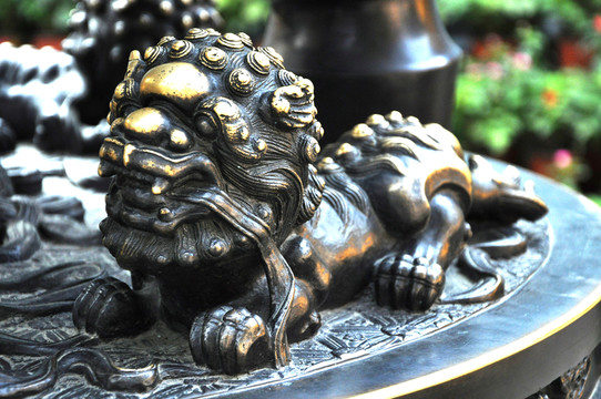 銅獅