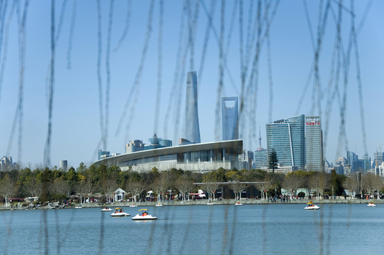浦東上海大廈