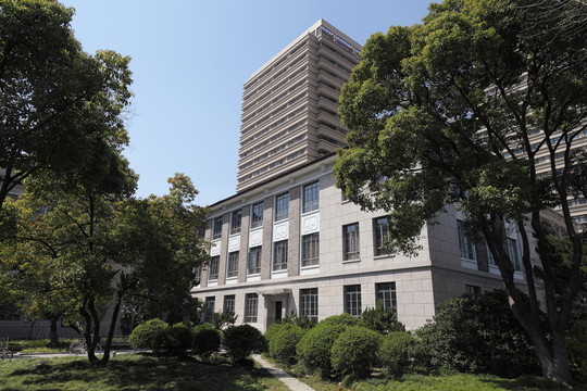 華東師范大學(xué)