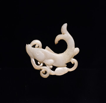 白玉魚(yú)形佩 白玉魚(yú)形玉佩