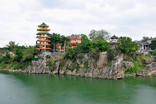 江塔