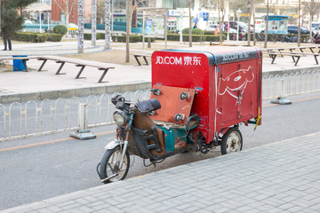 快遞送貨車 三輪車