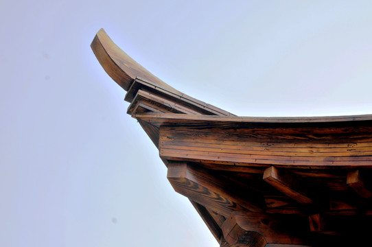 木質(zhì)建筑角