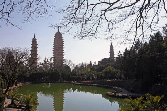 大理崇圣寺三塔