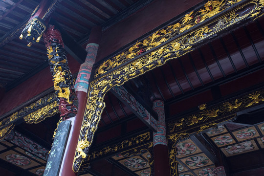 中國(guó)古建筑敘永春秋祠木雕