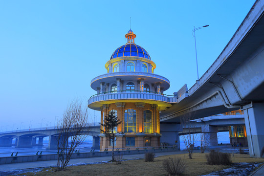 哈爾濱松花江公路大橋