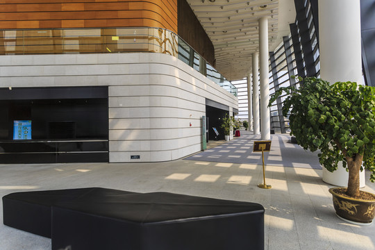現(xiàn)代建筑室內(nèi)