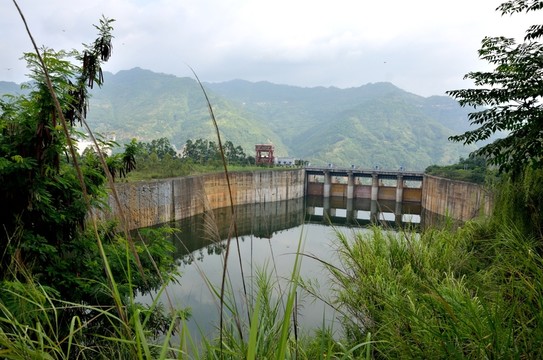 天生橋水電站泄洪道