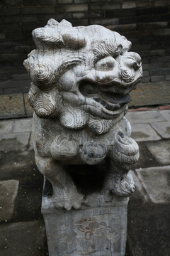 山西王家大院 石獅雕塑