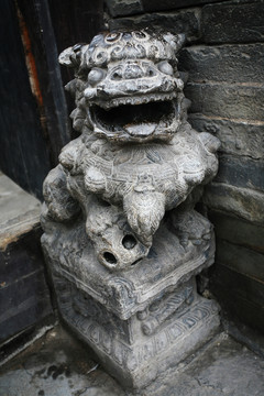 山西王家大院 石獅雕塑