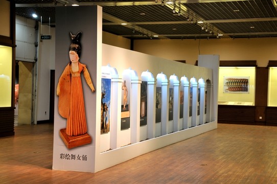 博物館展墻