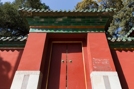 古典建筑之朱門