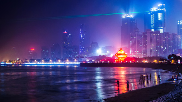 青島五四廣場海濱夜景