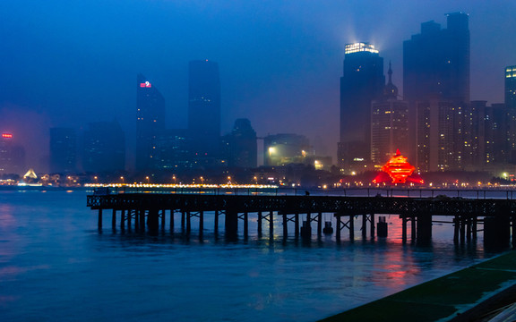 青島市海濱夜景