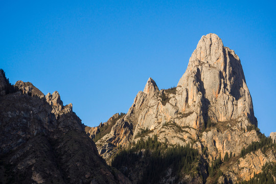 山峰