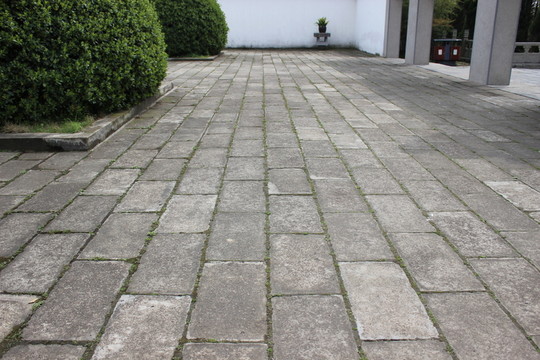 石子路