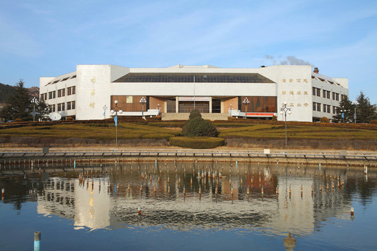 青島大學(xué)圖書館