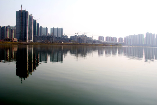 河畔
