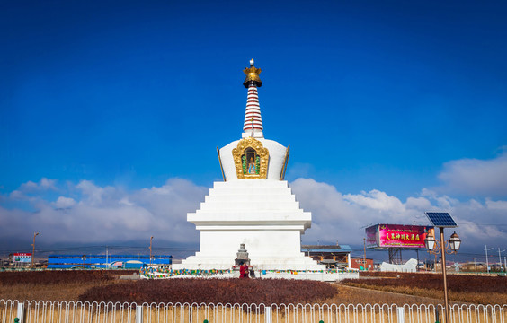 白塔