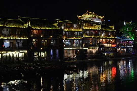 鳳凰夜景