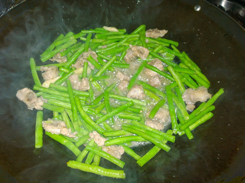 瘦肉炒豆角