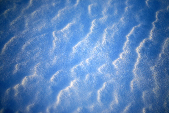 雪地雪痕