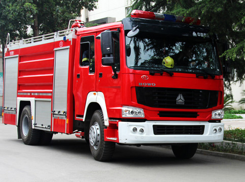 消防車