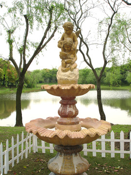 石材噴水池
