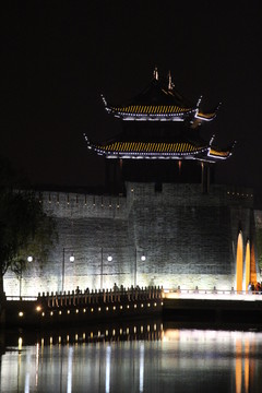古城墻的夜晚