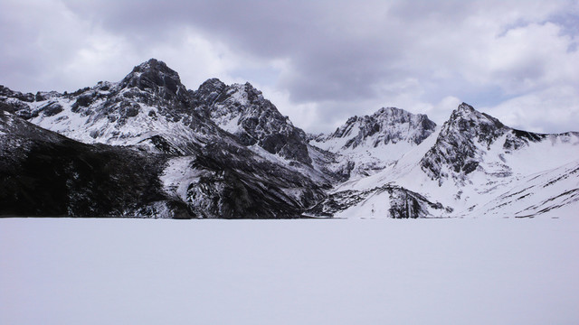 七藏溝冰雪風(fēng)光 四川阿壩