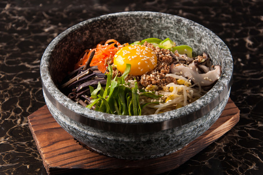 石鍋拌飯