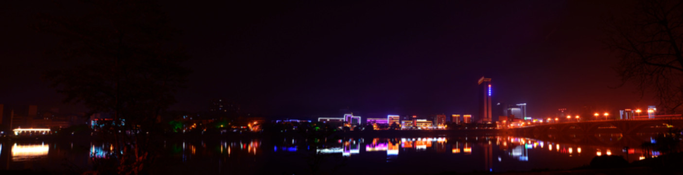 城市夜景全景